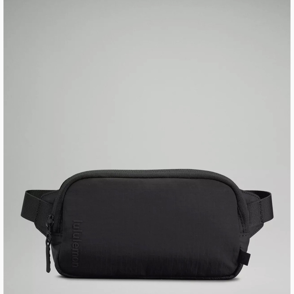 Lululemon Mini Belt Bag
